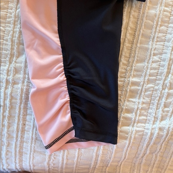 FILA Colorful Activewear Set - Picture 10 of 11